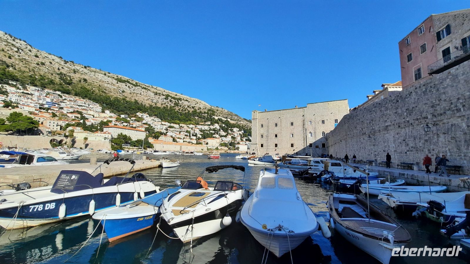 175 - Historischer Hafen von Dubrovnik, Kroatien