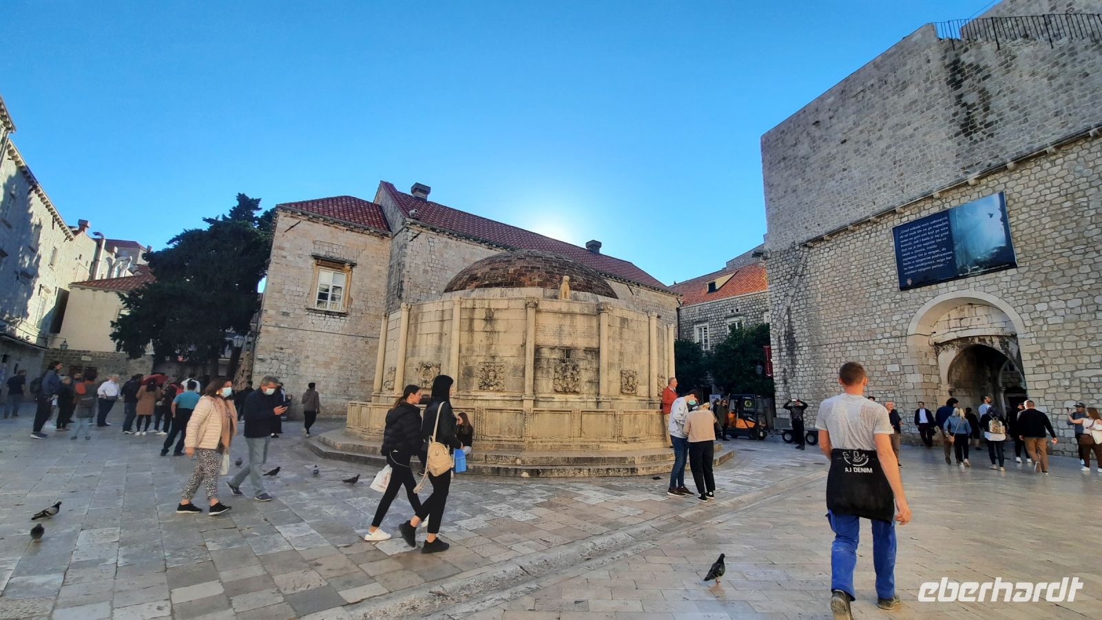 187 - Altstadt Dubrovnik, Stradun, Brunnen, Kroatien
