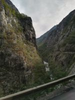 Blick in die Schlucht von Moraca