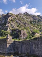 die Stadtmauer von Kotor