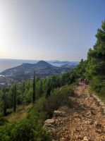 Schöner Blick auf die Region, auf unserem Abstieg