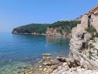 Blick von der Stadtmauer in Budva
