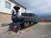 Bahnhof Bar -Eine Lokomotive aus Berlin Tegel/Borsigwerke