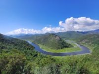 Schleife des Flusses Moraca