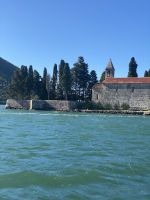 Felseninsel in der Bucht von Kotor