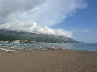 Der Strand vor unserem Hotel 