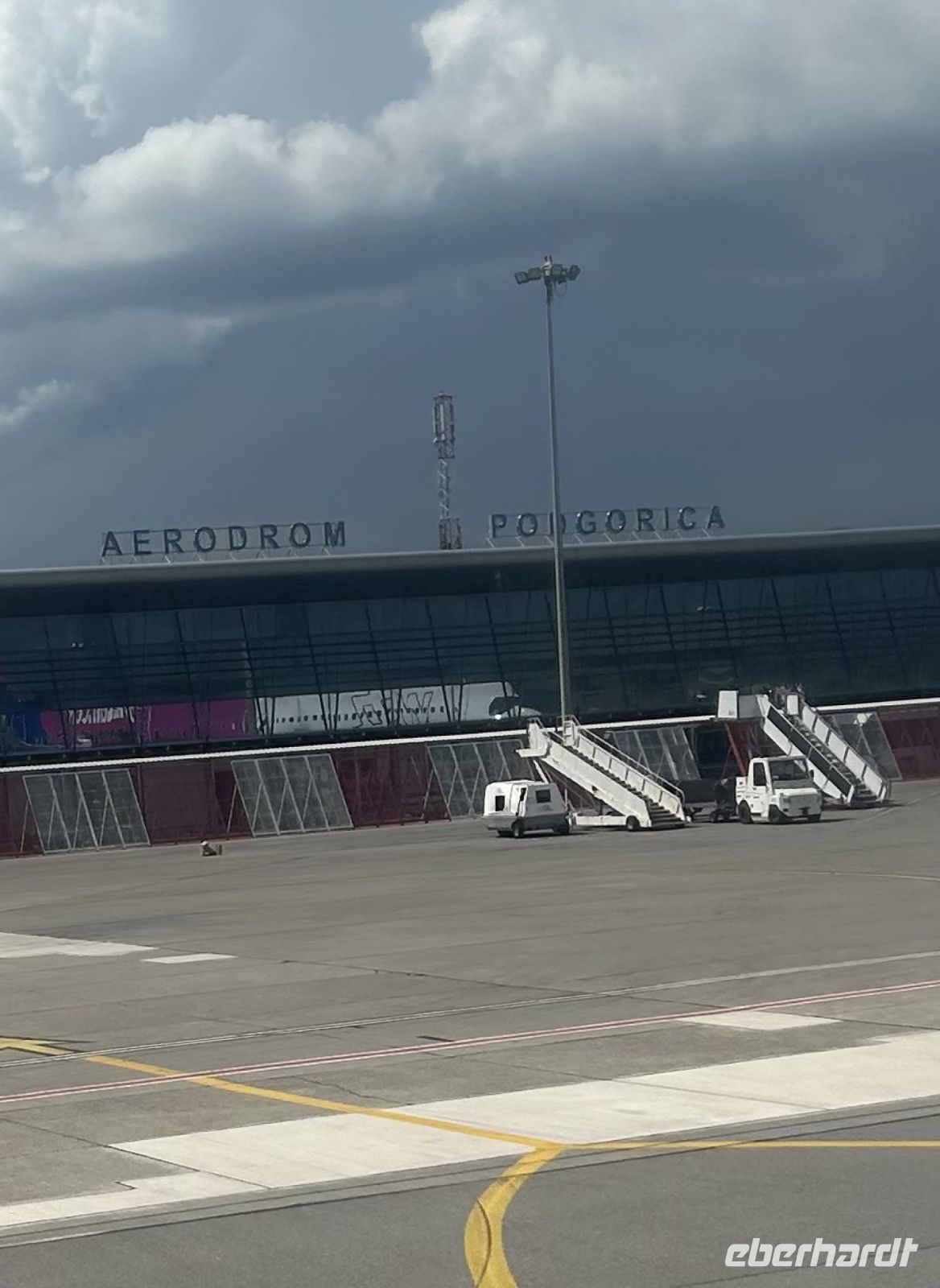 Ankunft am Flughafen 