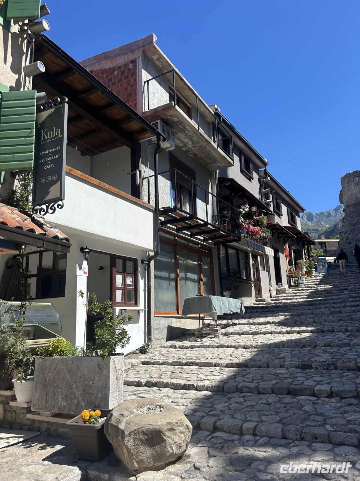 Zurück in der unteren Stadt könne wir noch regionale Produkte kaufen 