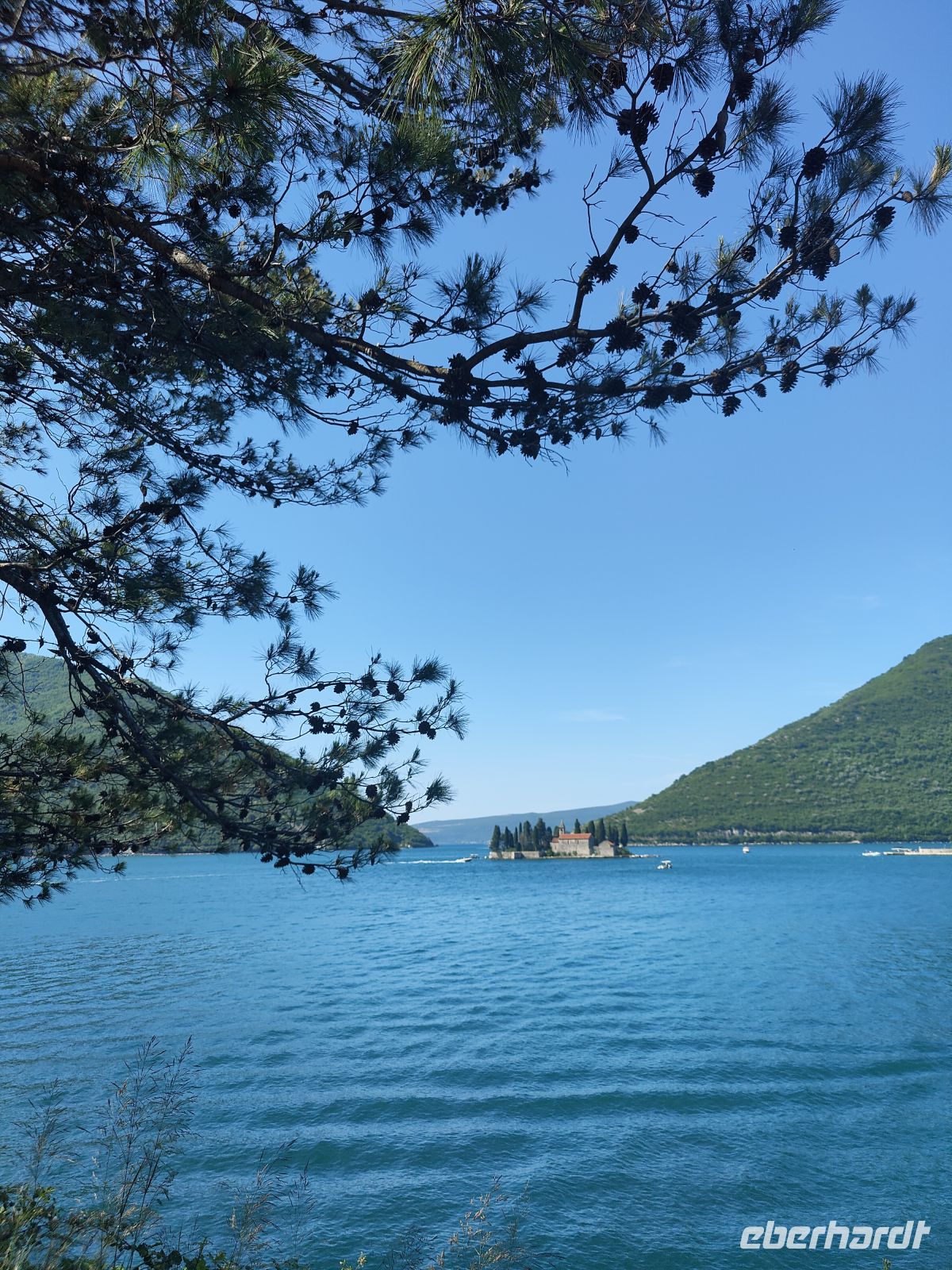 Friedhofinsel  &ndash; &copy;  (Eberhardt TRAVEL)