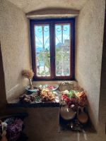 Die Brautsträuße als Gabe an die Heilige Mutter  &ndash; &copy; Marta Rass (Eberhardt TRAVEL)