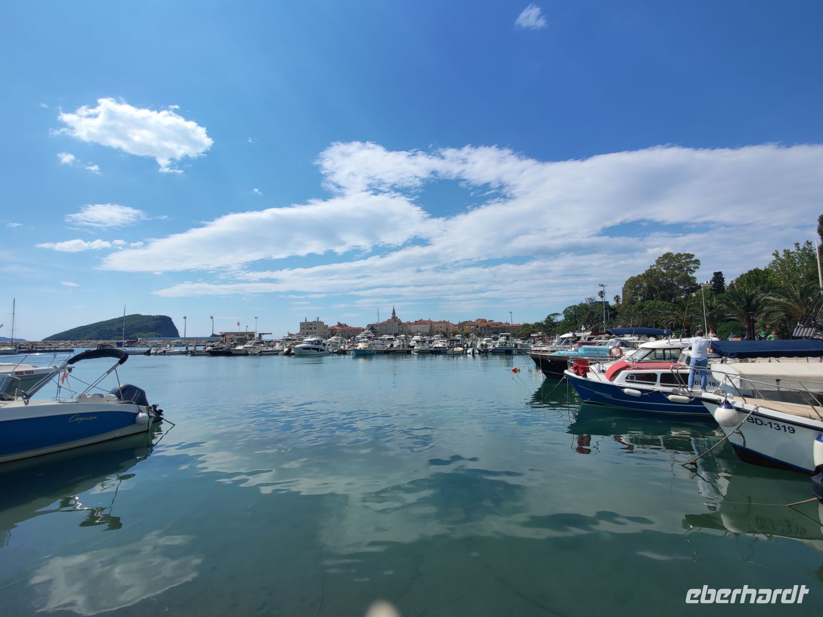 Der Kleinbootshafen von Budva  &ndash; &copy;  (Eberhardt TRAVEL)