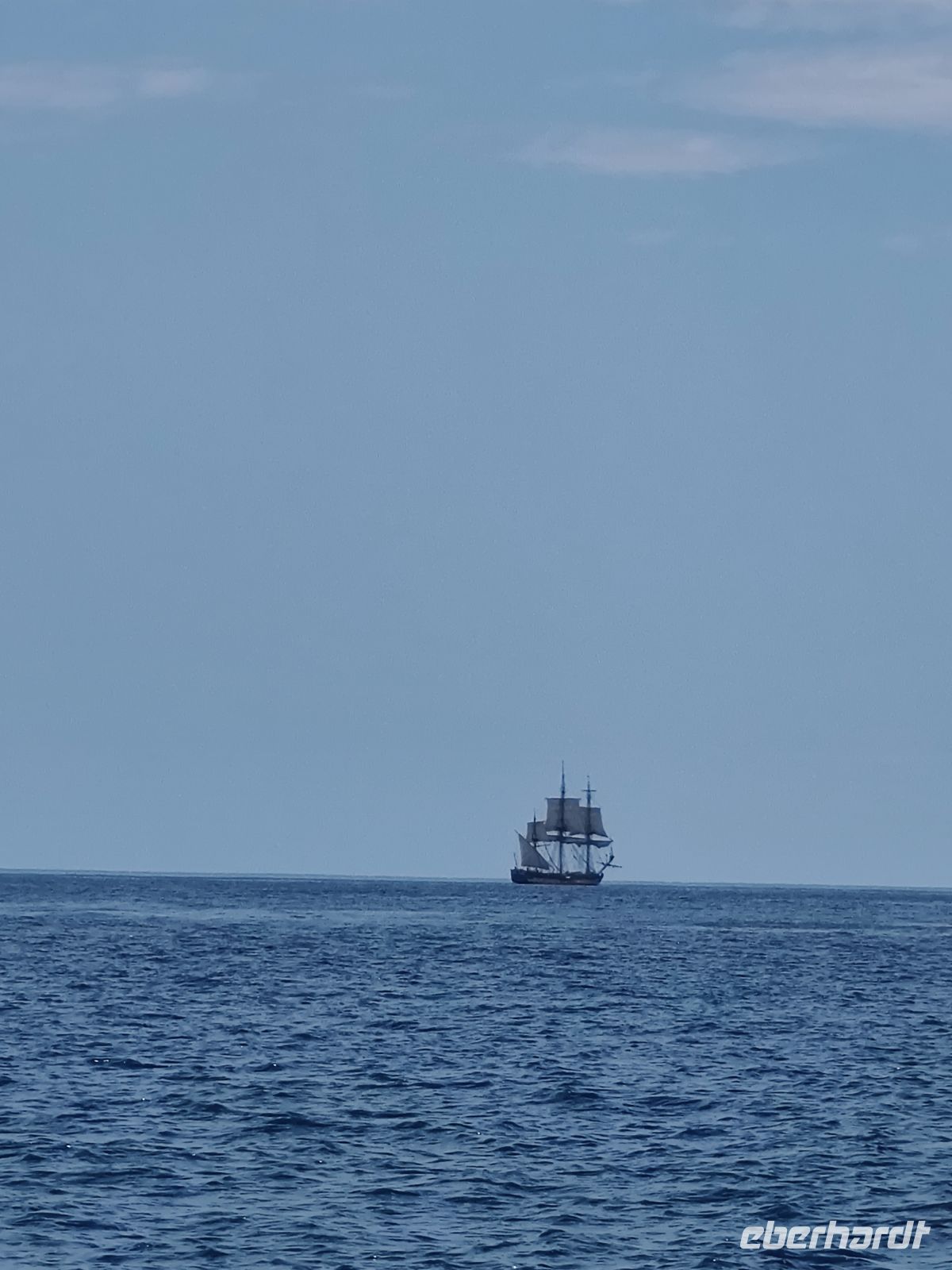 nicht der Piratenschiff sondern ein Segler auf den Welttour &ndash; &copy;  (Eberhardt TRAVEL)