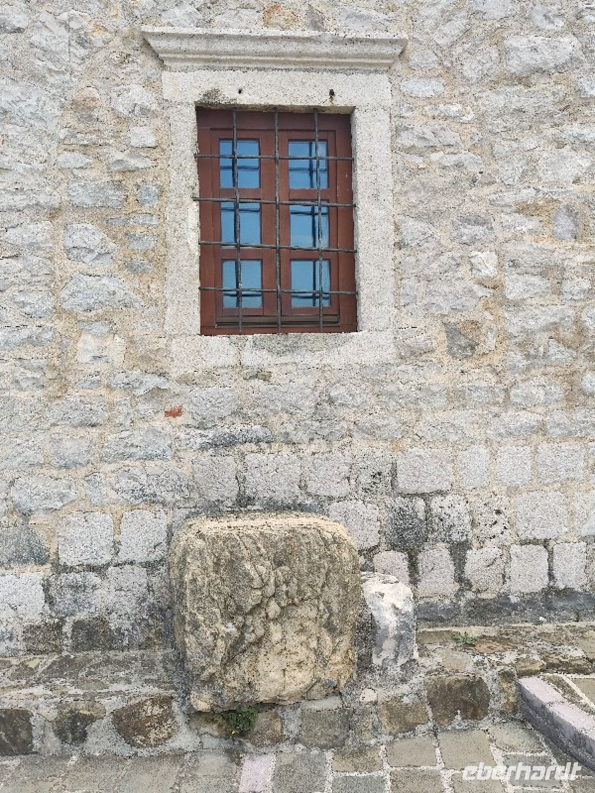 Der Stein wo ein Sklave versteigert wurde &ndash; &copy;  (Eberhardt TRAVEL)