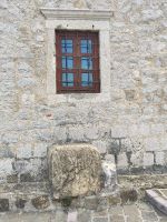 Der Stein wo ein Sklave versteigert wurde &ndash; &copy; Marta Rass (Eberhardt TRAVEL)