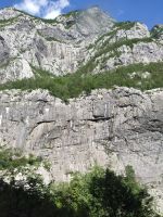 Die Felsenwände am Moraca Fluß &ndash; &copy; Marta Rass (Eberhardt TRAVEL)