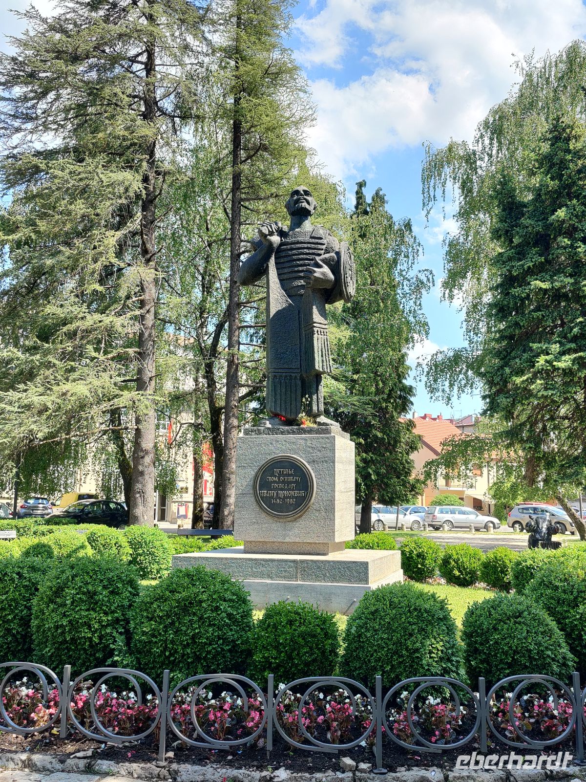 Die Bewohner von Cetinje sind sehr stolz auf die Größen aus der Geschichte Montenegros &ndash; &copy;  (Eberhardt TRAVEL)