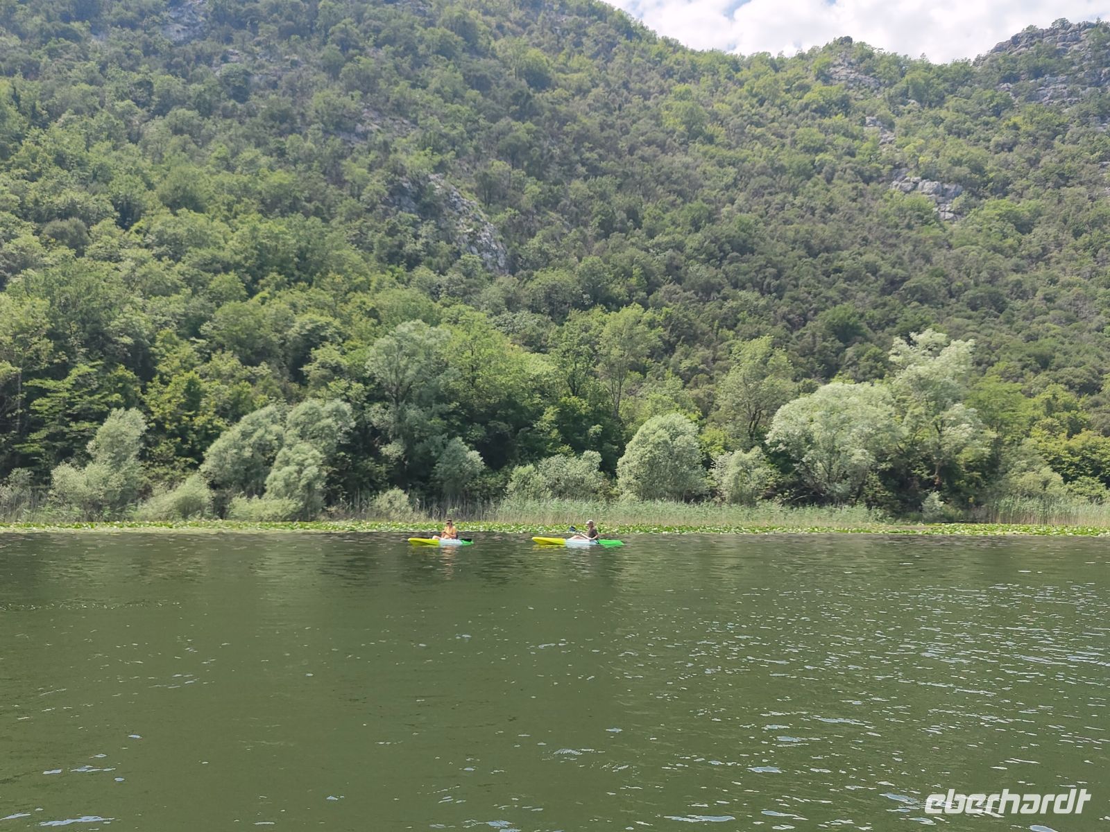 man kann auch paddeln ... &ndash; &copy;  (Eberhardt TRAVEL)