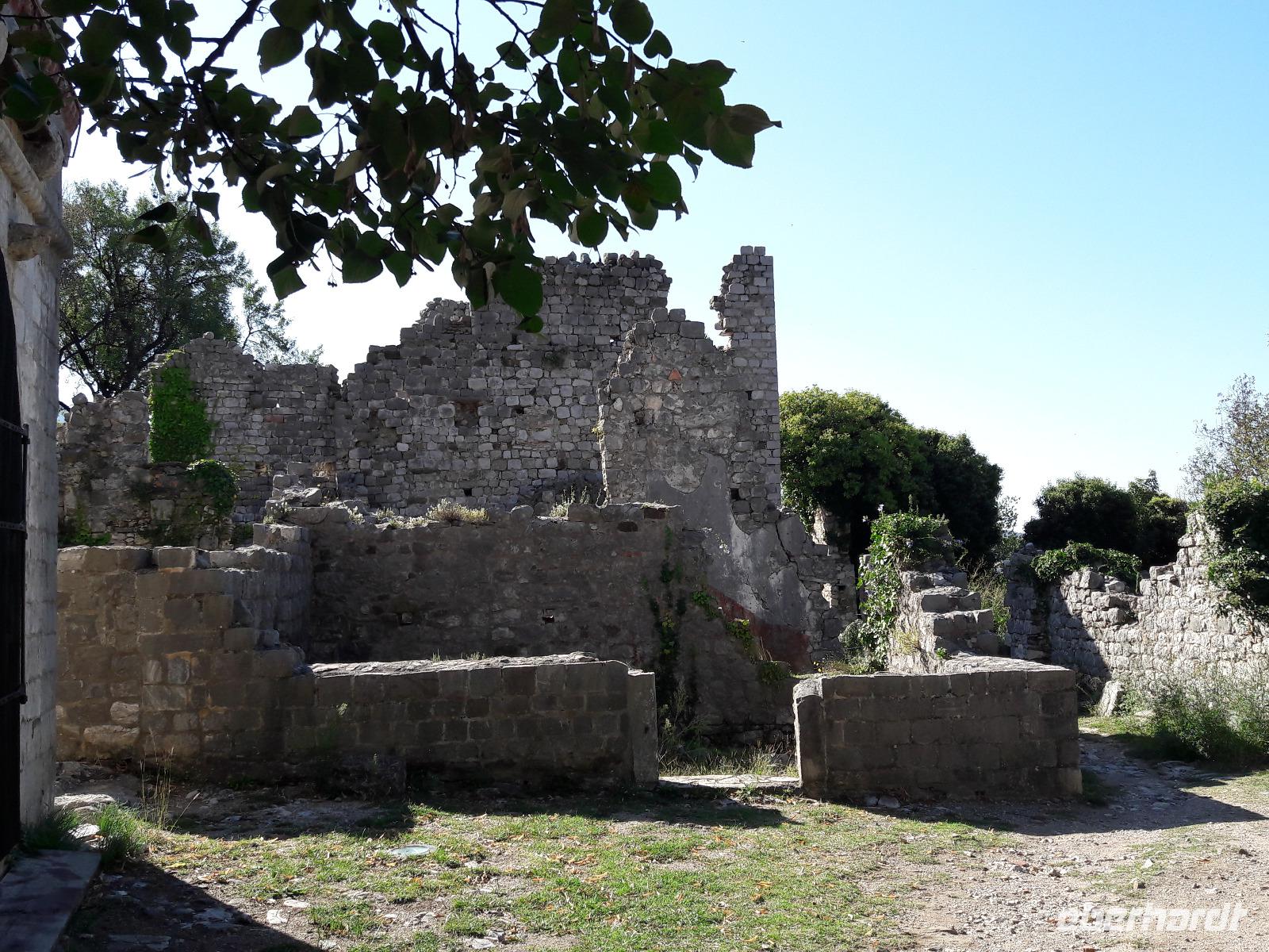 Stari Bar