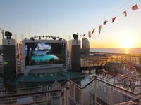 Blick von der Norwegian Epic aufs Meer