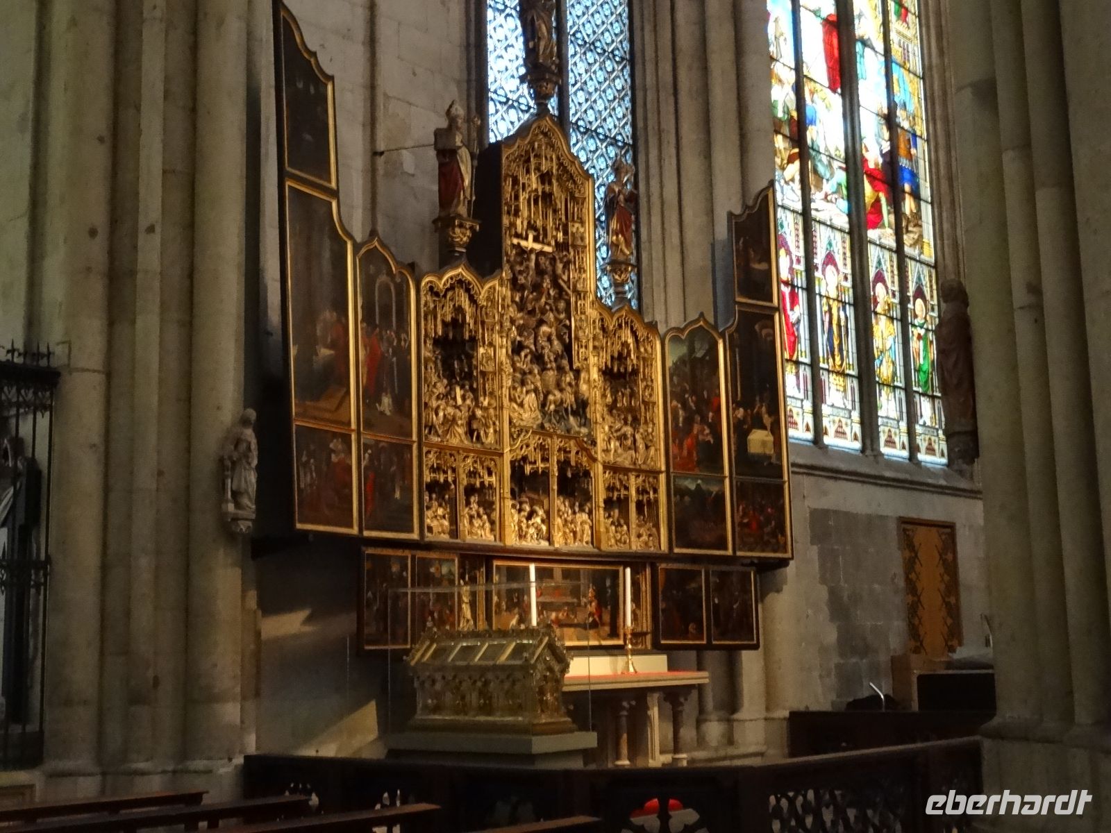 im Dom von Köln &ndash; &copy;  (Eberhardt TRAVEL)