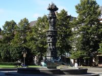 Koblenz: Historiensäule auf dem Görresplatz &ndash; &copy; Hans-Joachim Trutz (Eberhardt TRAVEL)