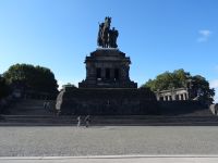 Koblenz: Deutsches Eck mit Kaiser Wilhelm I - Denkmal &ndash; &copy; Hans-Joachim Trutz (Eberhardt TRAVEL)