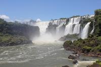 Iguazú-Wasserfälle - Blick auf die Wasserfälle
