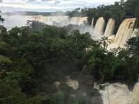 argentinische Seite der Wasserfälle von Iguazu 