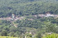 Blick auf Pindaya &ndash; &copy; Simone Voigt (Eberhardt TRAVEL)