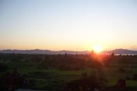 Sonnenuntergang in Bagan &ndash; &copy; Simone Voigt (Eberhardt TRAVEL)