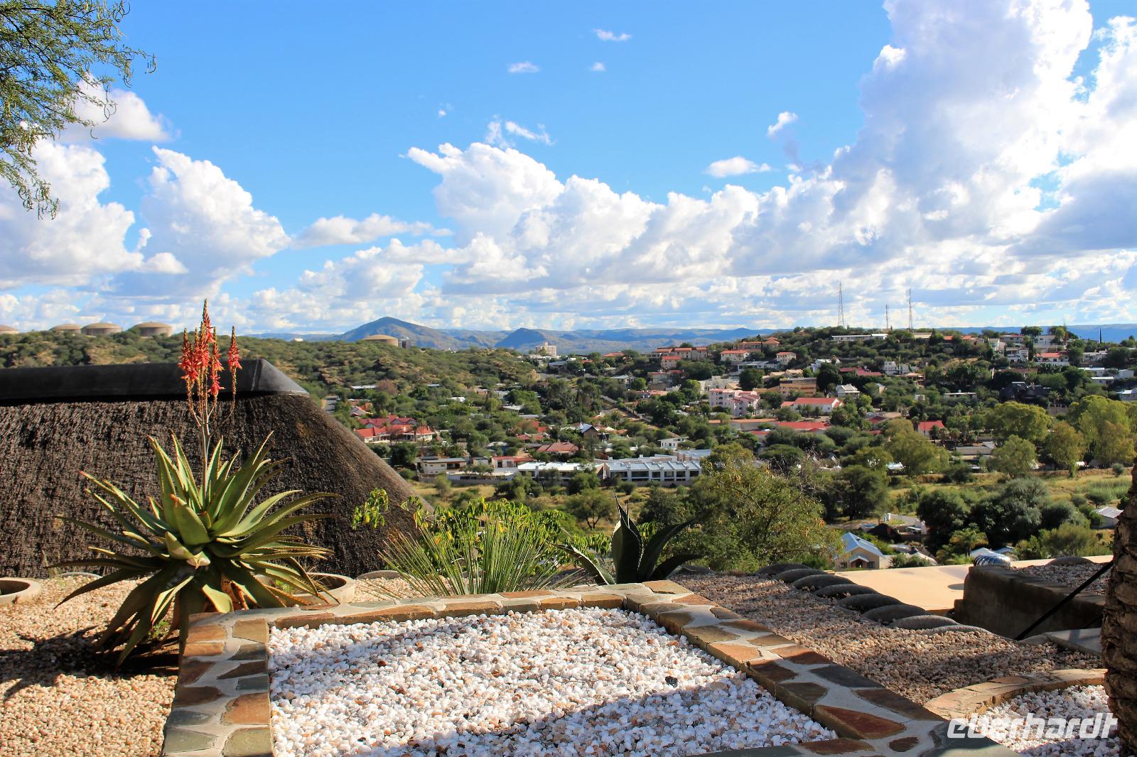 Blick auf Windhoek vom Hotel Thule