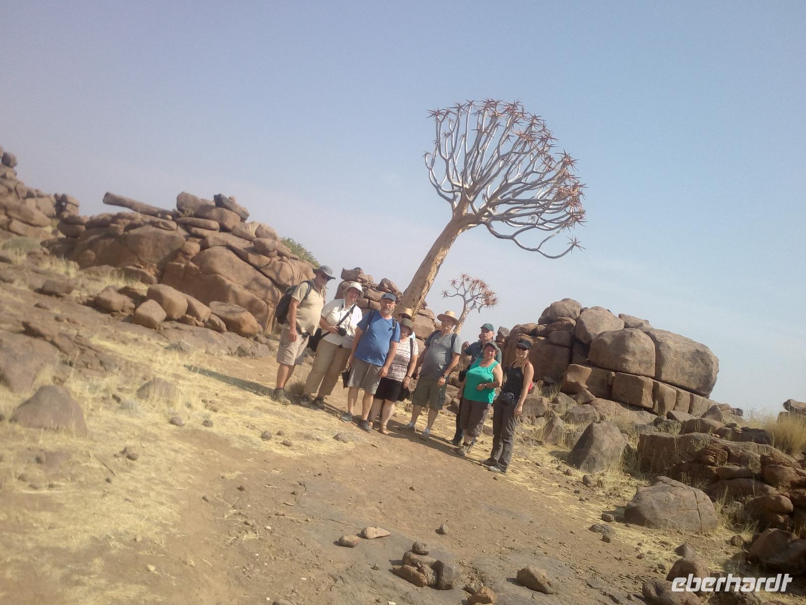 Gruppenbild im Namibia-Style