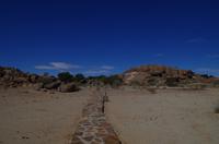 Canyon Lodge am Fish River - der Weg zum Pool