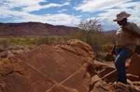 Twyfelfontein - Spaziergang mit Elizabeth