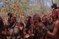 Namibia - Musik und Tanz bei den Himbas
