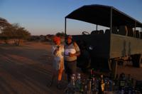 Namibia - letzter Sundowner mit Gerhard