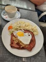 Windhoek - deutsche Hausmannskost im Cafe Schneider