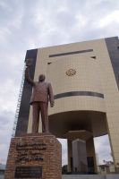 Windhoek - Unabhängigkeitsmuseum und Statue von Sam Nujoma