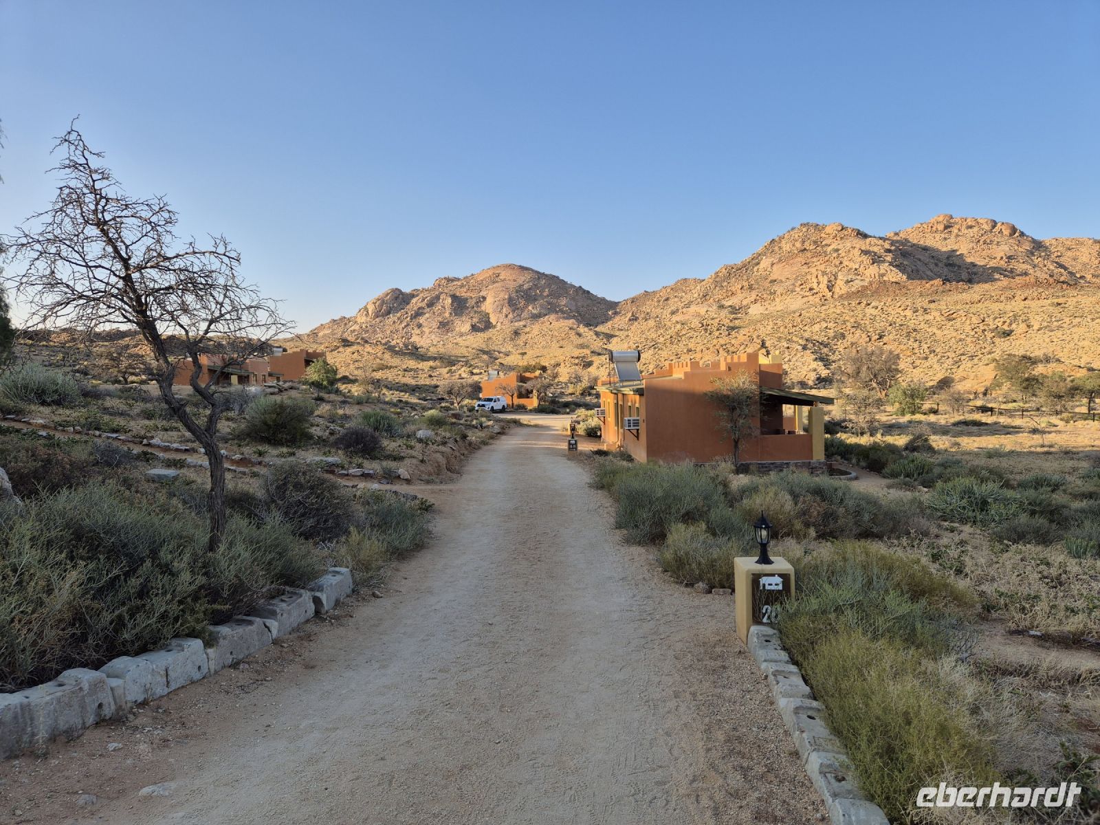 Tag 7 - Morgenstimmung auf der Kleinaus Desert Horse Inn Lodge