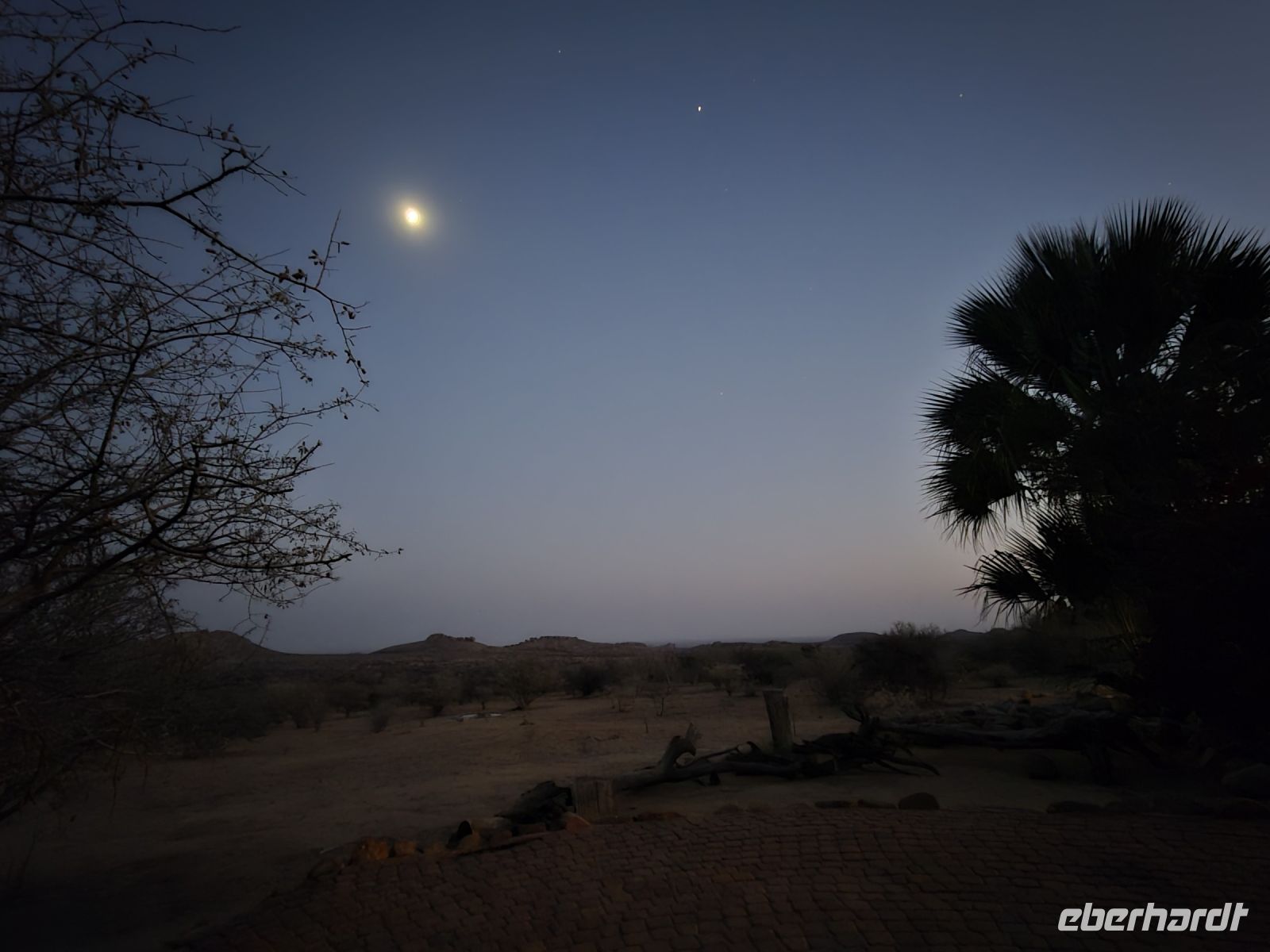 Tag 11 - AiAiba Lodge I - Abendstimmung