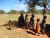 im Himba Dorf