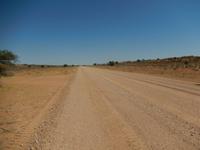 0093 typische Schotterpiste