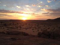 0219 Sundowner in der Canon Village Lodge