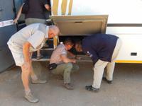 0373 kleine Buspanne und fleißige Helfer