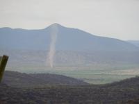 0813 Windhose in Opuwo