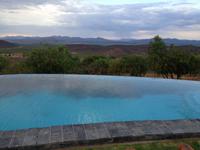 0816 Erholung im Pool