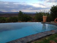 0817 Erholung im Pool