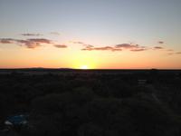 1100 Sonnenuntergang im Etosha-Nationalpark