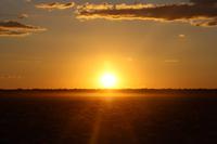 Sonnenunterang im Etosha-Nationalpark