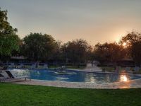 Khorixas - Damara Mopane Lodge - Pool